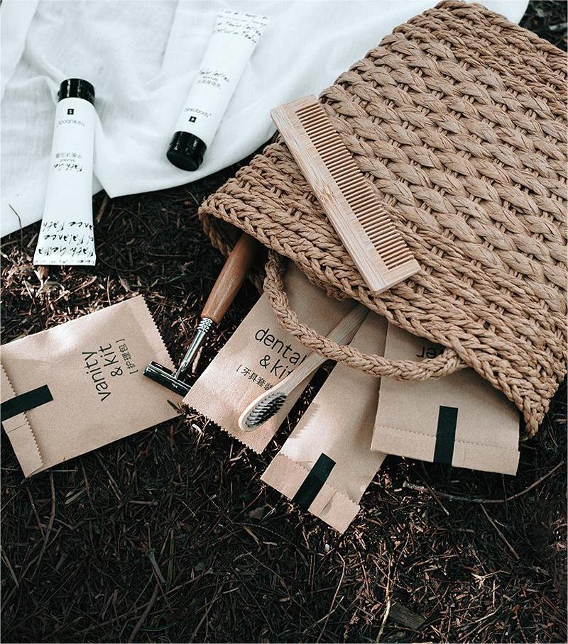 Customized Kraft Hotel Bamboo Disposable Toothbrush Toothpaste Razor B&B Hotel Toiletries Se