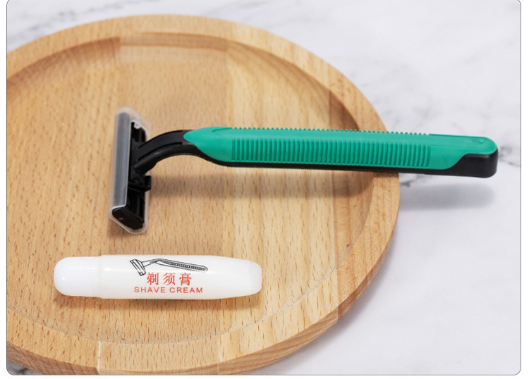 剃须刀