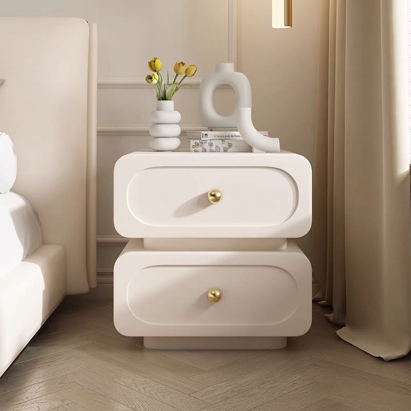 极简轻奢实木床头柜