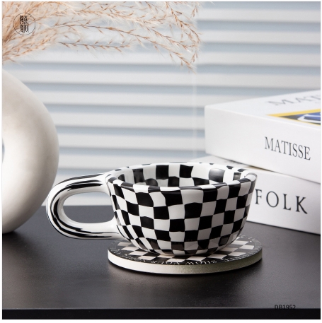 Korean gift box checkered coffee mug