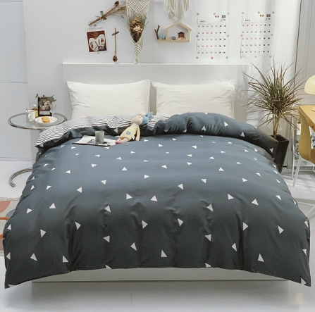 Cotton printed twill bed cover